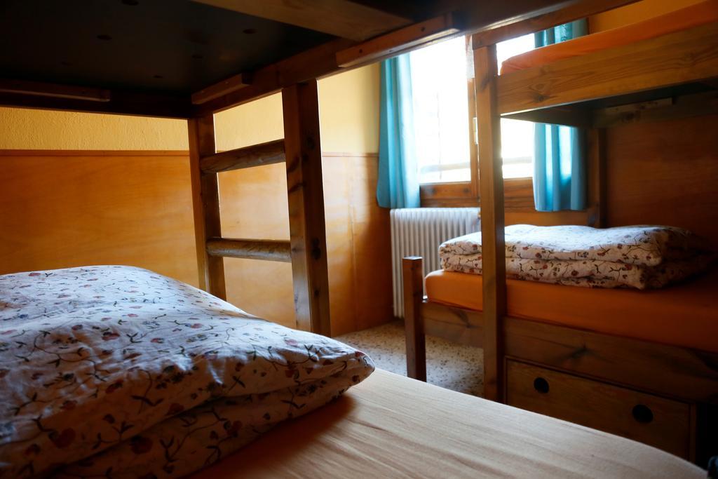 La Closa Vandrehjem Castellar De N'Hug Eksteriør billede